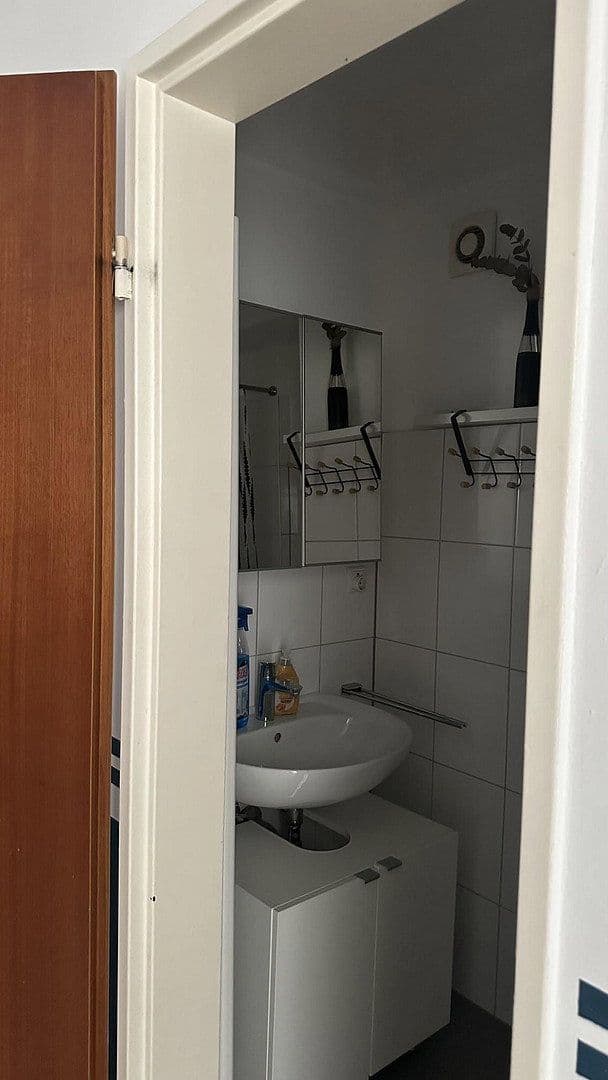3 bedroom flat to rent, 75 m², Ferdinandstr., Düsseldorf, North Rhine-Westphalia 3 bedroom flat to rent, 75 m², Ferdinandstr., Düsseldorf, North Rhine-Westphalia