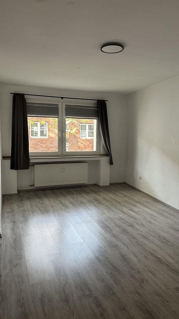 3 bedroom flat to rent, 75 m², Ferdinandstr., Düsseldorf, North Rhine-Westphalia 3 bedroom flat to rent, 75 m², Ferdinandstr., Düsseldorf, North Rhine-Westphalia