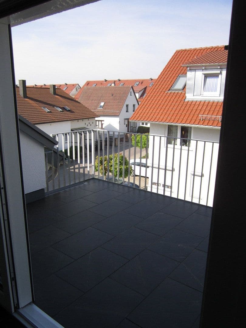 3 bedroom with open-plan kitchen flat to rent, 166 m², Nufringen, Baden-Württemberg 3 bedroom with open-plan kitchen flat to rent, 166 m², Nufringen, Baden-Württemberg