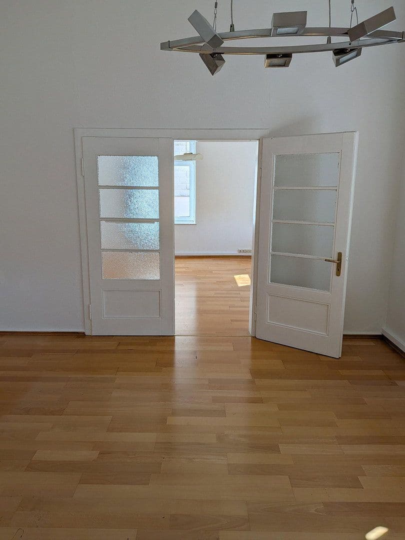 3 bedroom with open-plan kitchen flat to rent, 139 m², Zweibrücker Str. 20, Pirmasens, Rhineland-Palatinate 3 bedroom with open-plan kitchen flat to rent, 139 m², Zweibrücker Str. 20, Pirmasens, Rhineland-Palatinate
