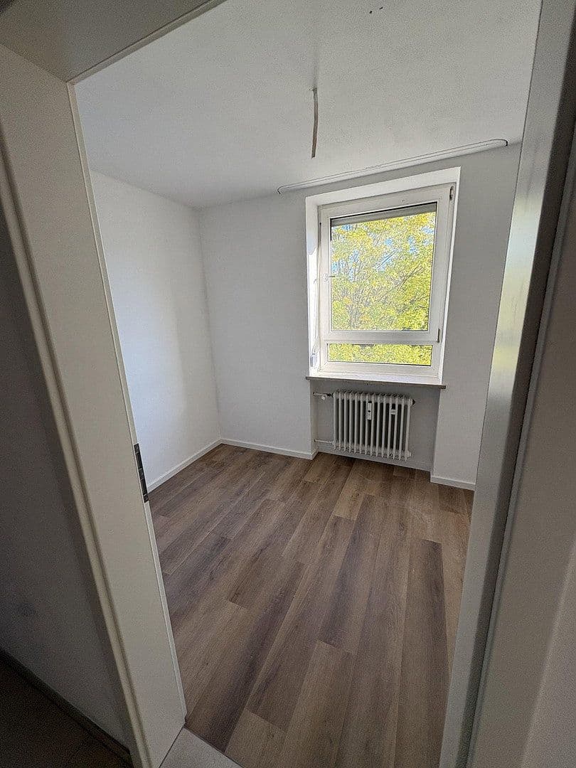 4 bedroom flat to rent, 88 m², Wiesentfelser Straße 72, München, Bavaria 4 bedroom flat to rent, 88 m², Wiesentfelser Straße 72, München, Bavaria