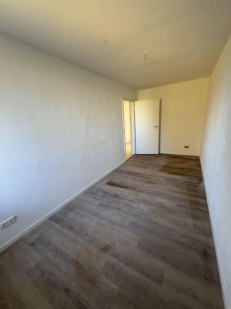 4 bedroom flat to rent, 88 m², Wiesentfelser Straße 72, München, Bavaria 4 bedroom flat to rent, 88 m², Wiesentfelser Straße 72, München, Bavaria