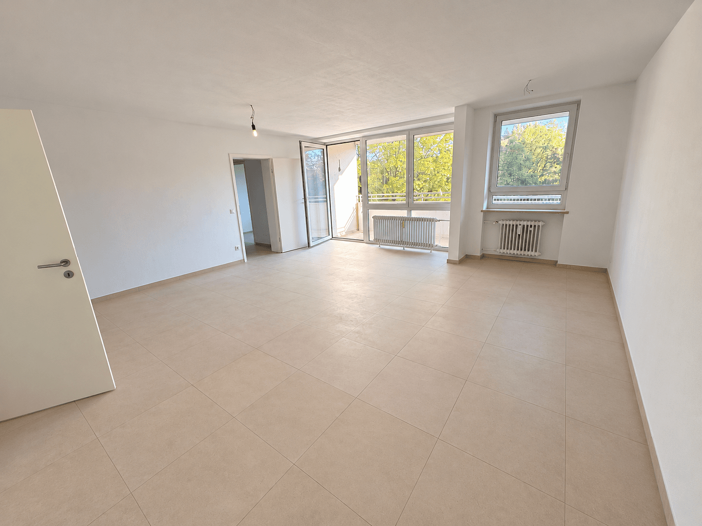 4 bedroom flat to rent, 88 m², Wiesentfelser Straße 72, München, Bavaria 4 bedroom flat to rent, 88 m², Wiesentfelser Straße 72, München, Bavaria