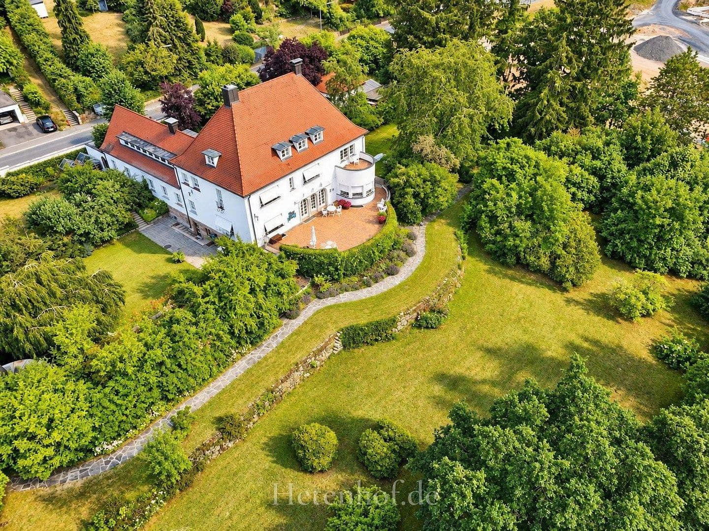 house for sale, 538 m², Lorenz-Sandler-Straße 26, Kulmbach, Bavaria house for sale, 538 m², Lorenz-Sandler-Straße 26, Kulmbach, Bavaria