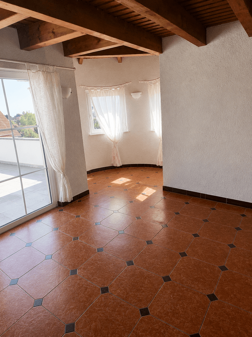 4 bedroom flat to rent, 105 m², Sandberg, Bavaria 4 bedroom flat to rent, 105 m², Sandberg, Bavaria