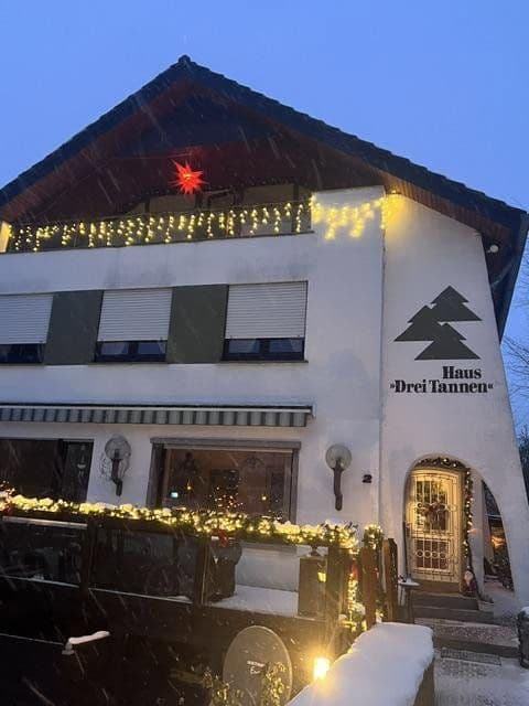 non-residential property for sale, 2,326 m², Schieder-Schwalenberg, North Rhine-Westphalia non-residential property for sale, 2,326 m², Schieder-Schwalenberg, North Rhine-Westphalia