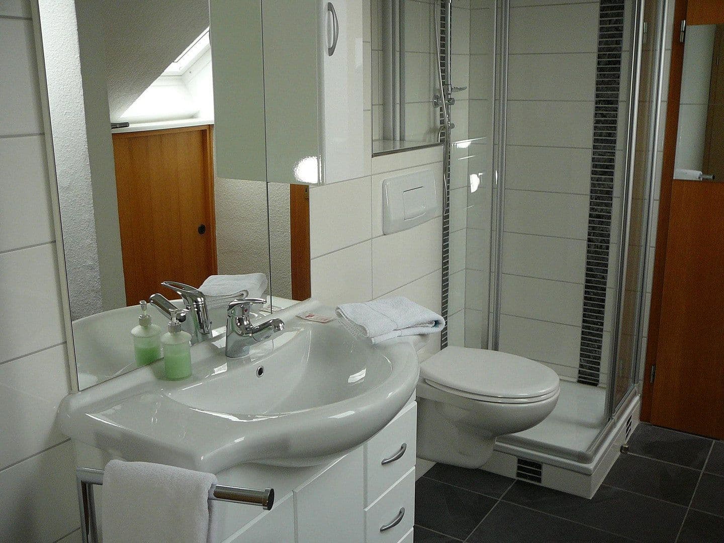 non-residential property for sale, 2,326 m², Schieder-Schwalenberg, North Rhine-Westphalia non-residential property for sale, 2,326 m², Schieder-Schwalenberg, North Rhine-Westphalia