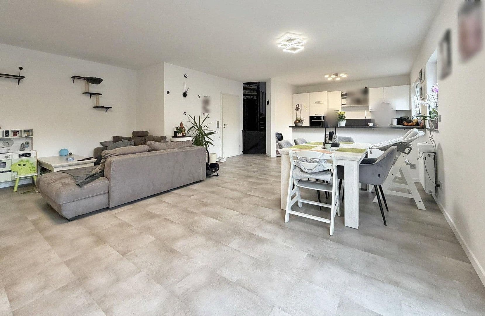 2 bedroom with open-plan kitchen flat for sale, 107 m², Riedstadt, Hesse 2 bedroom with open-plan kitchen flat for sale, 107 m², Riedstadt, Hesse
