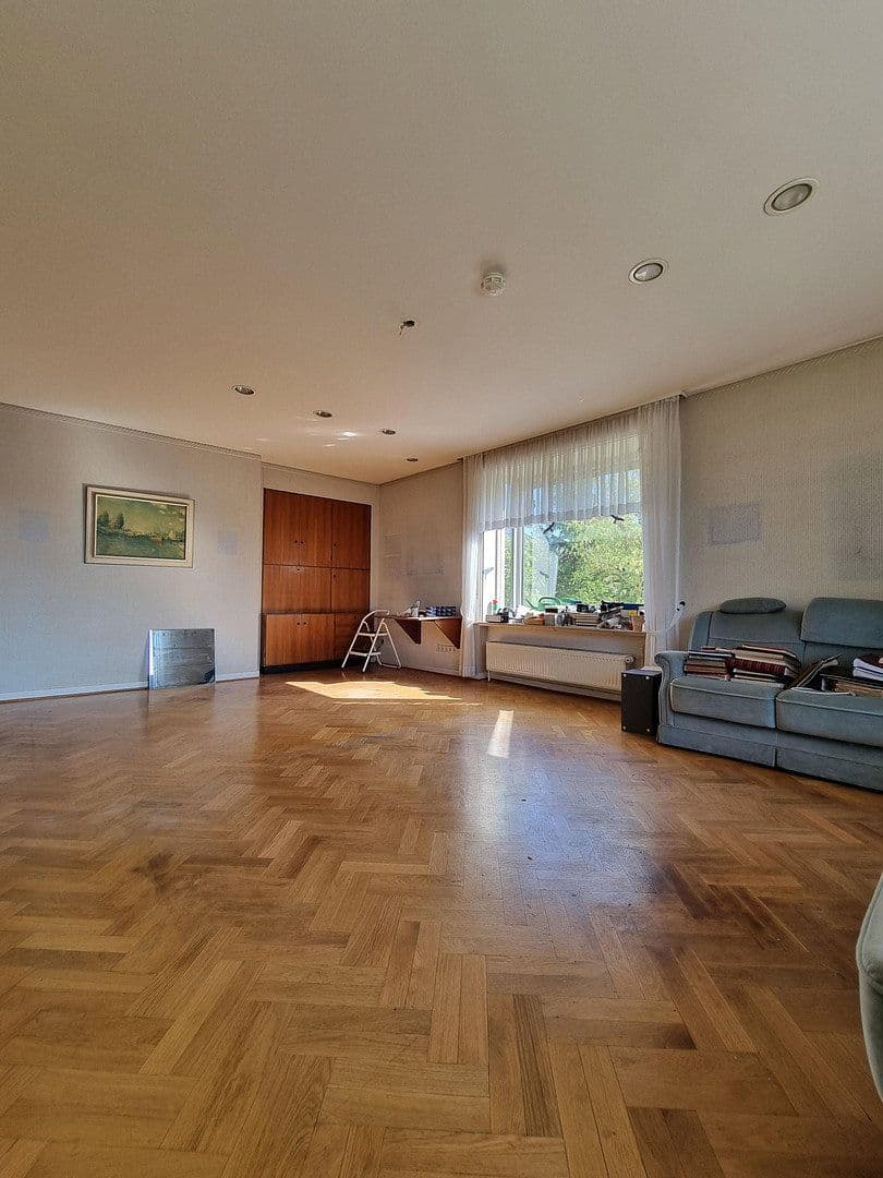 house for sale, 210 m², Oberursel (Taunus), Hesse house for sale, 210 m², Oberursel (Taunus), Hesse