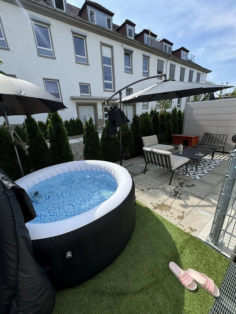 2 bedroom with open-plan kitchen flat to rent, 173 m², Würzburg, Bavaria 2 bedroom with open-plan kitchen flat to rent, 173 m², Würzburg, Bavaria