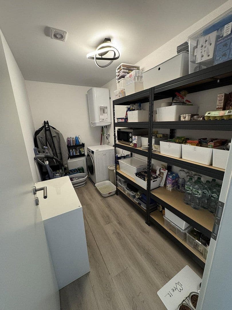 2 bedroom with open-plan kitchen flat to rent, 173 m², Würzburg, Bavaria 2 bedroom with open-plan kitchen flat to rent, 173 m², Würzburg, Bavaria