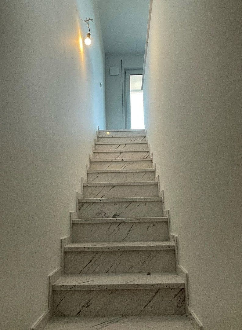 4 bedroom flat to rent, 144 m², Carl-Schultis-Straße 3, Frankfurt am Main, Hesse 4 bedroom flat to rent, 144 m², Carl-Schultis-Straße 3, Frankfurt am Main, Hesse