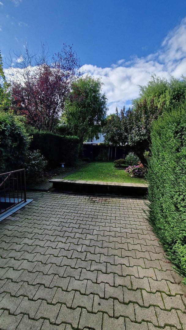 house to rent, 120 m², Düsseldorf, North Rhine-Westphalia house to rent, 120 m², Düsseldorf, North Rhine-Westphalia