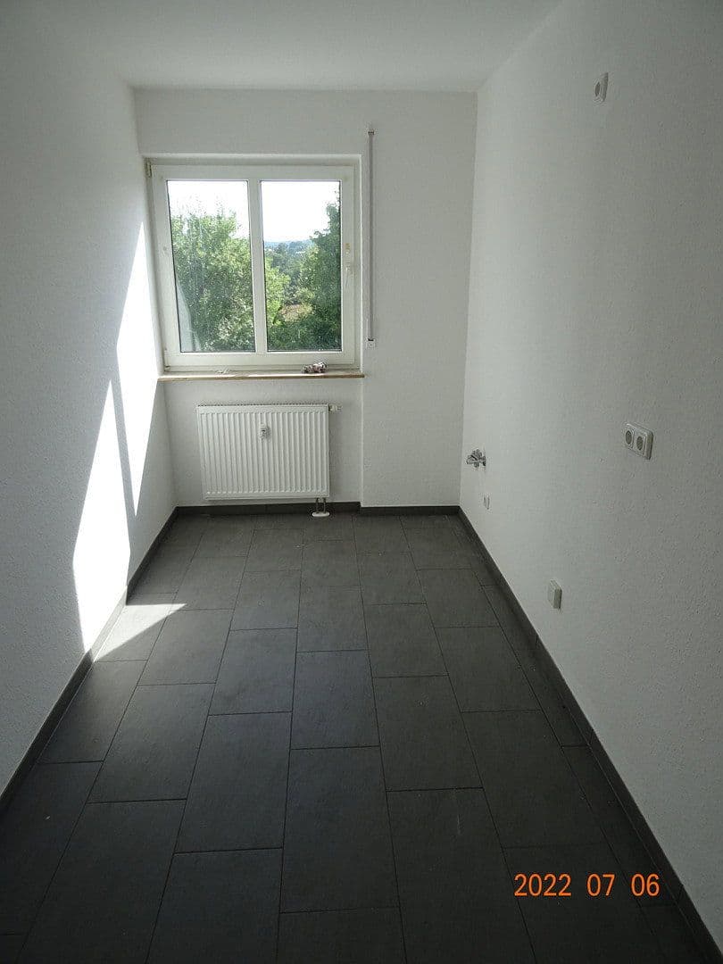 4 bedroom flat to rent, 90 m², Fliederweg 24, Zellingen, Bavaria 4 bedroom flat to rent, 90 m², Fliederweg 24, Zellingen, Bavaria