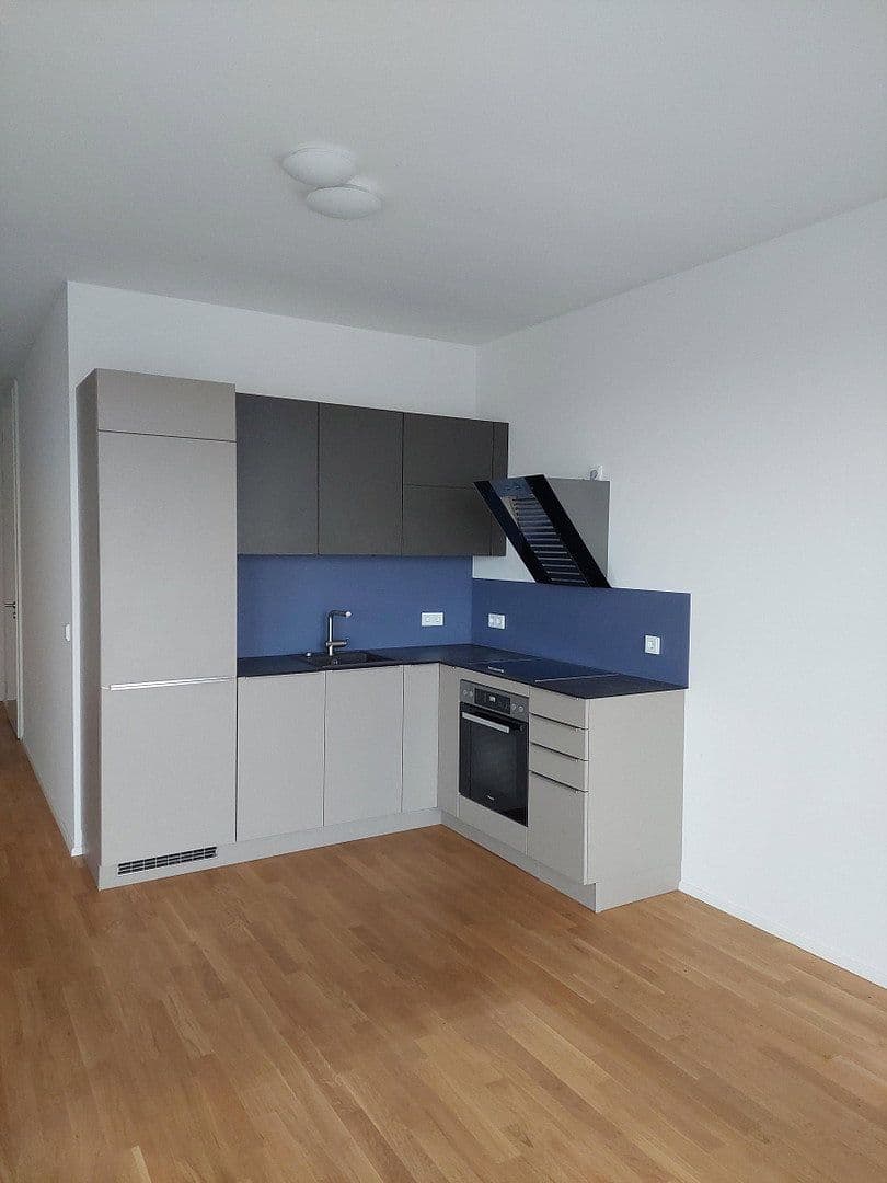 3 bedroom flat to rent, 76 m², Ella-Bergmann-Michel-Strasse 1, Frankfurt am Main, Hesse 3 bedroom flat to rent, 76 m², Ella-Bergmann-Michel-Strasse 1, Frankfurt am Main, Hesse