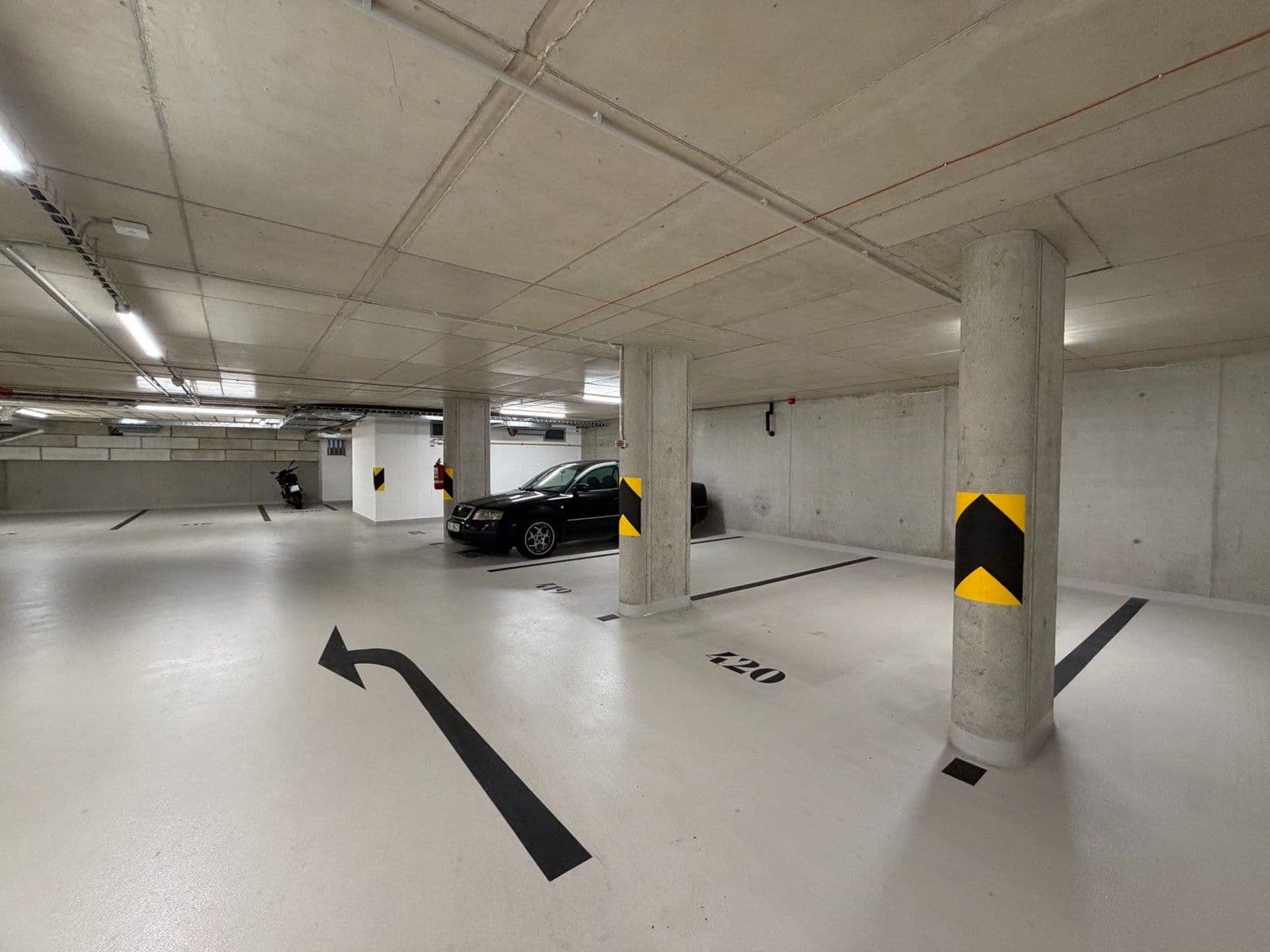 garage to rent, 13 m², Československého exilu, Prague, Prague garage to rent, 13 m², Československého exilu, Prague, Prague