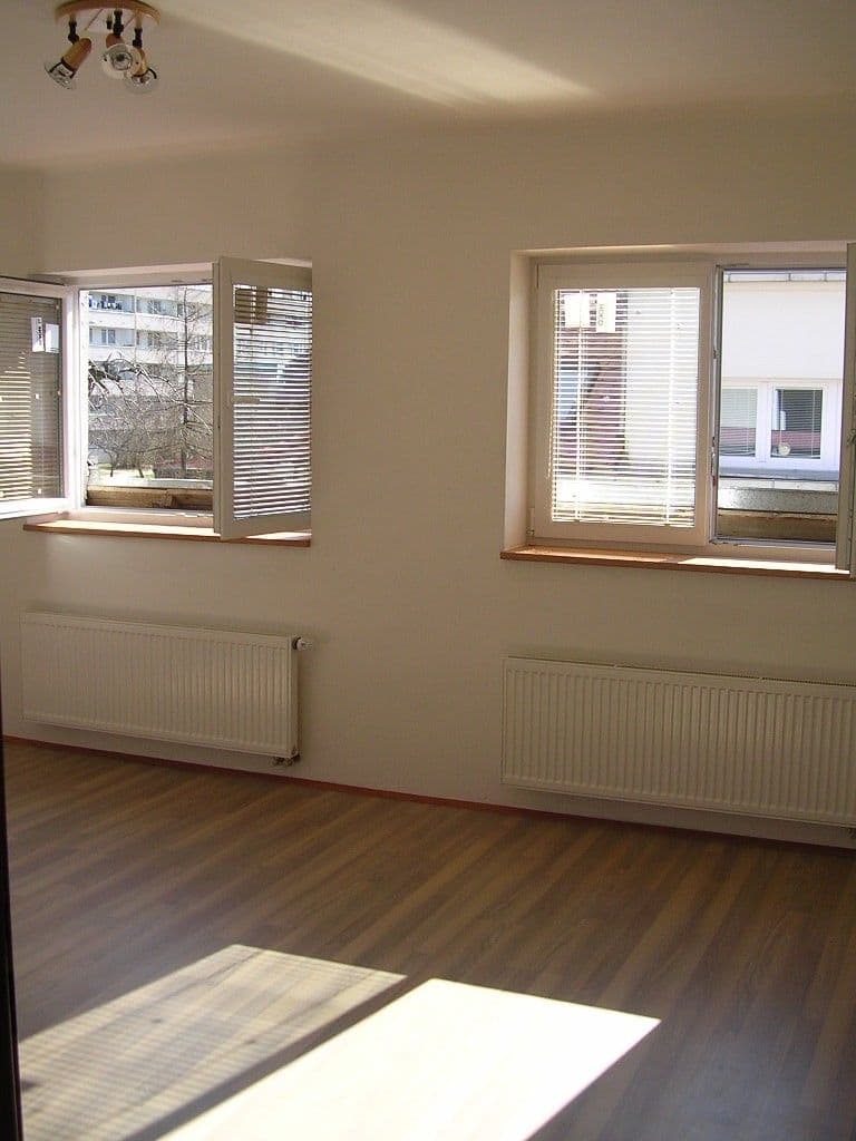 2 bedroom flat to rent, 75 m², Martinovská, Prague, Prague 2 bedroom flat to rent, 75 m², Martinovská, Prague, Prague