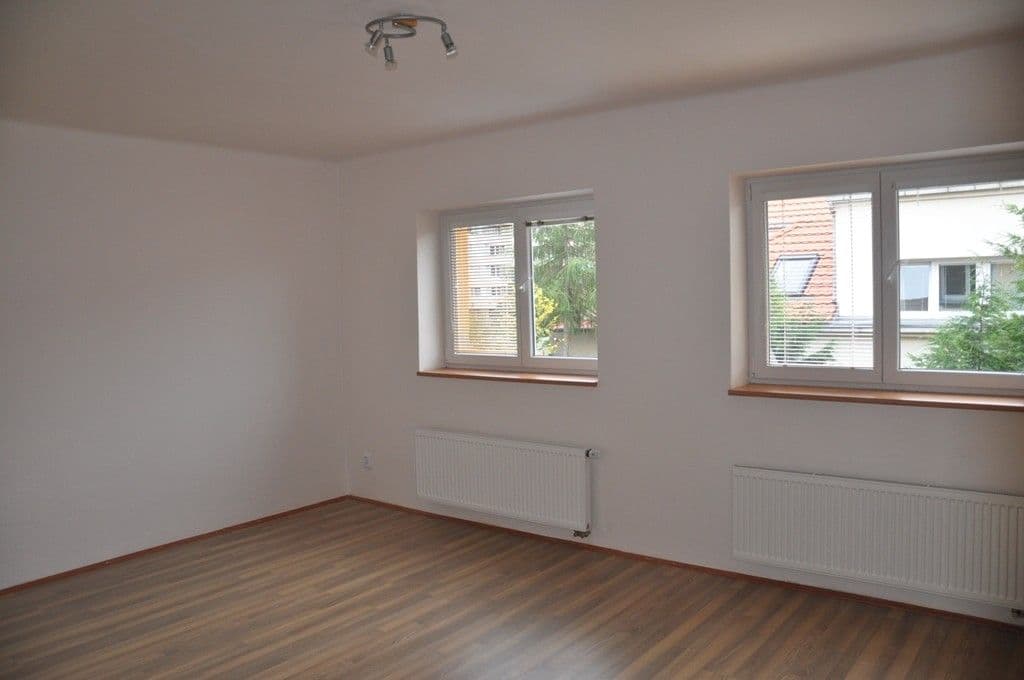 2 bedroom flat to rent, 75 m², Martinovská, Prague, Prague 2 bedroom flat to rent, 75 m², Martinovská, Prague, Prague