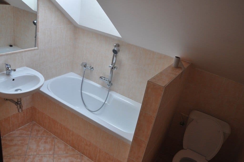 2 bedroom flat to rent, 75 m², Martinovská, Prague, Prague 2 bedroom flat to rent, 75 m², Martinovská, Prague, Prague