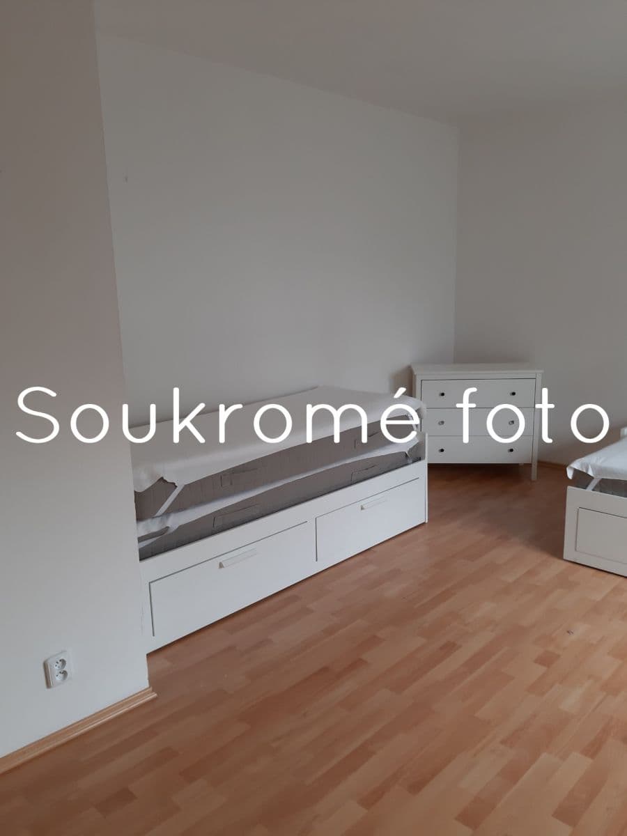 1 bedroom with open-plan kitchen flat to rent, 45 m², Budyňská, Prague, Prague 1 bedroom with open-plan kitchen flat to rent, 45 m², Budyňská, Prague, Prague