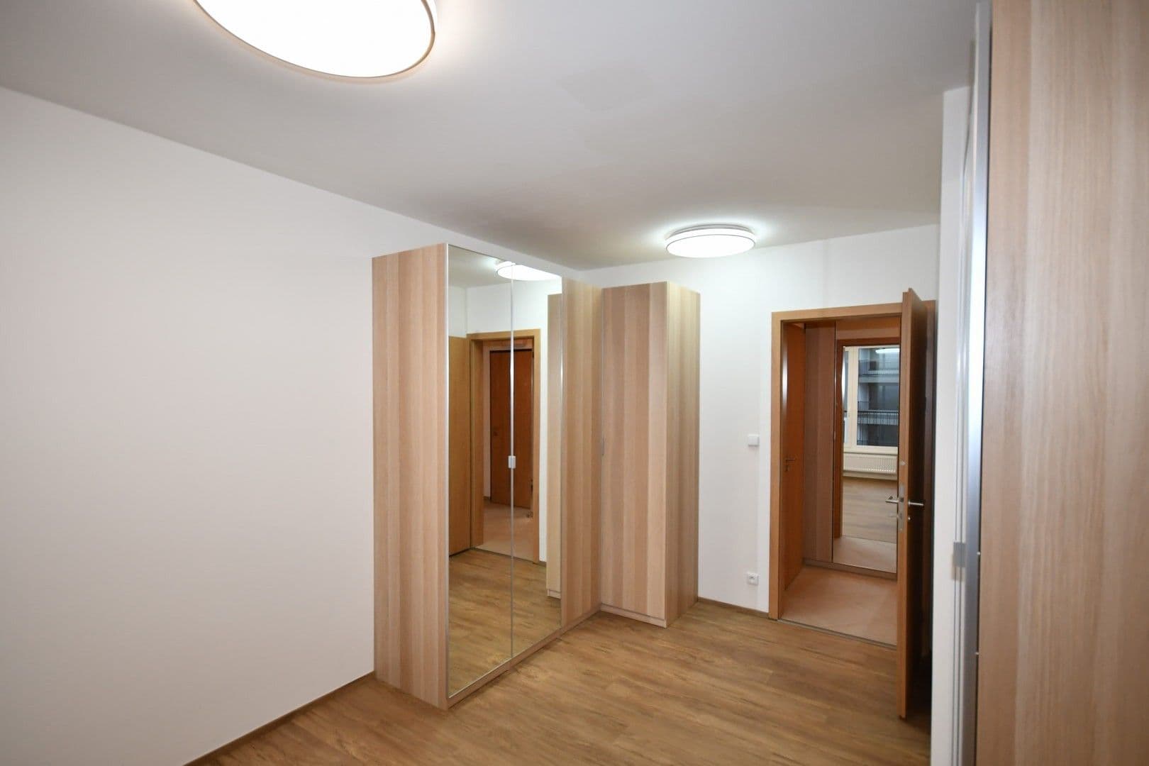 1 bedroom with open-plan kitchen flat to rent, 58 m², Gollové, Prague, Prague 1 bedroom with open-plan kitchen flat to rent, 58 m², Gollové, Prague, Prague