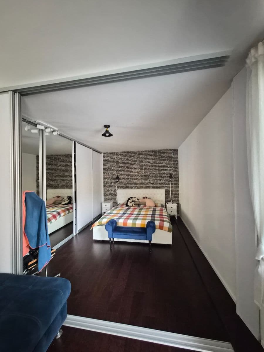 1 bedroom with open-plan kitchen flat to rent, 50 m², Holečkova, Prague, Prague 1 bedroom with open-plan kitchen flat to rent, 50 m², Holečkova, Prague, Prague