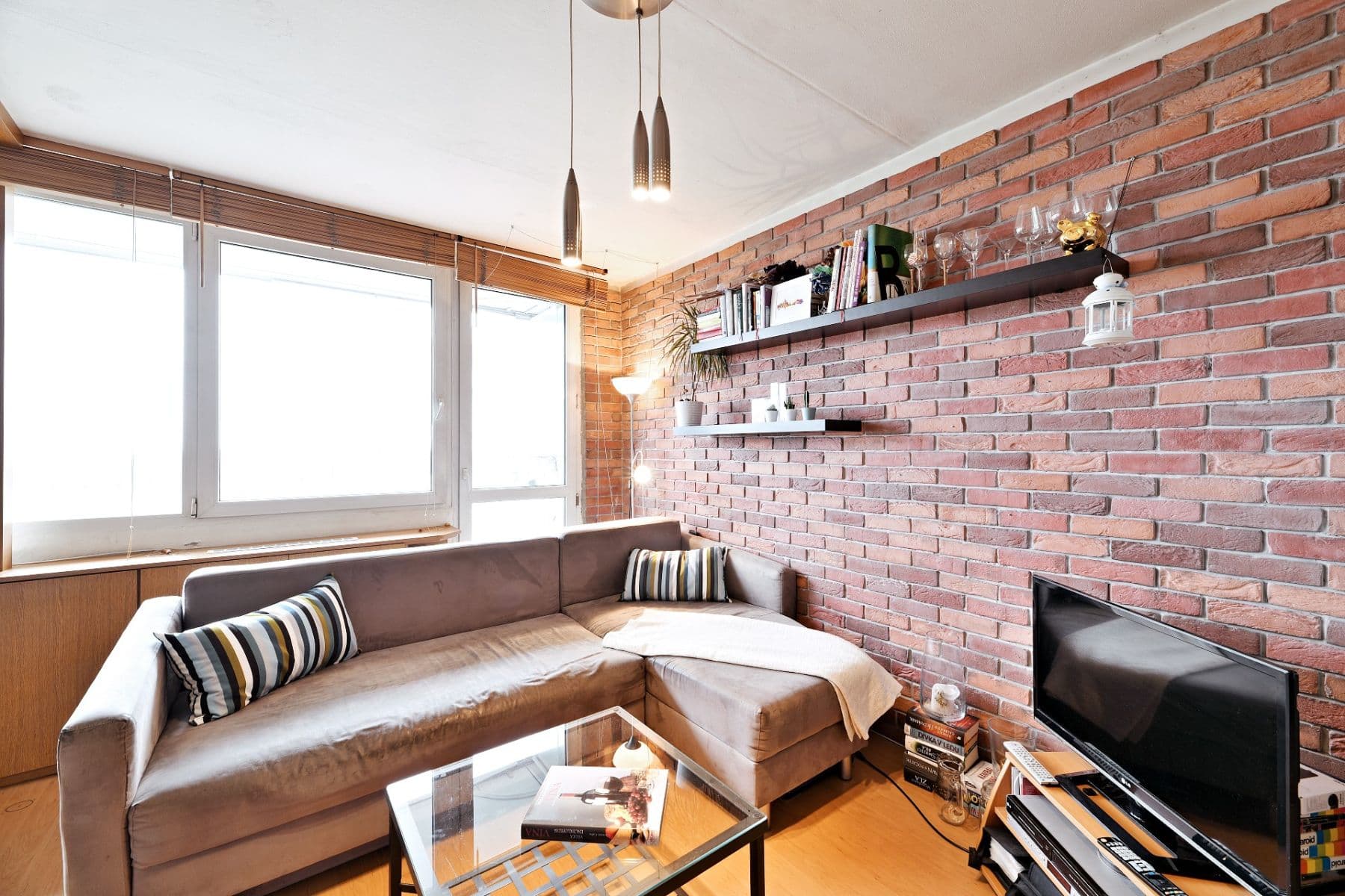 1 bedroom with open-plan kitchen flat to rent, 47 m², Makovského, Prague, Prague 1 bedroom with open-plan kitchen flat to rent, 47 m², Makovského, Prague, Prague