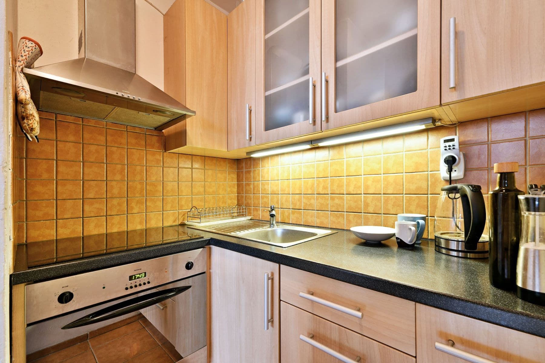 1 bedroom with open-plan kitchen flat to rent, 47 m², Makovského, Prague, Prague 1 bedroom with open-plan kitchen flat to rent, 47 m², Makovského, Prague, Prague