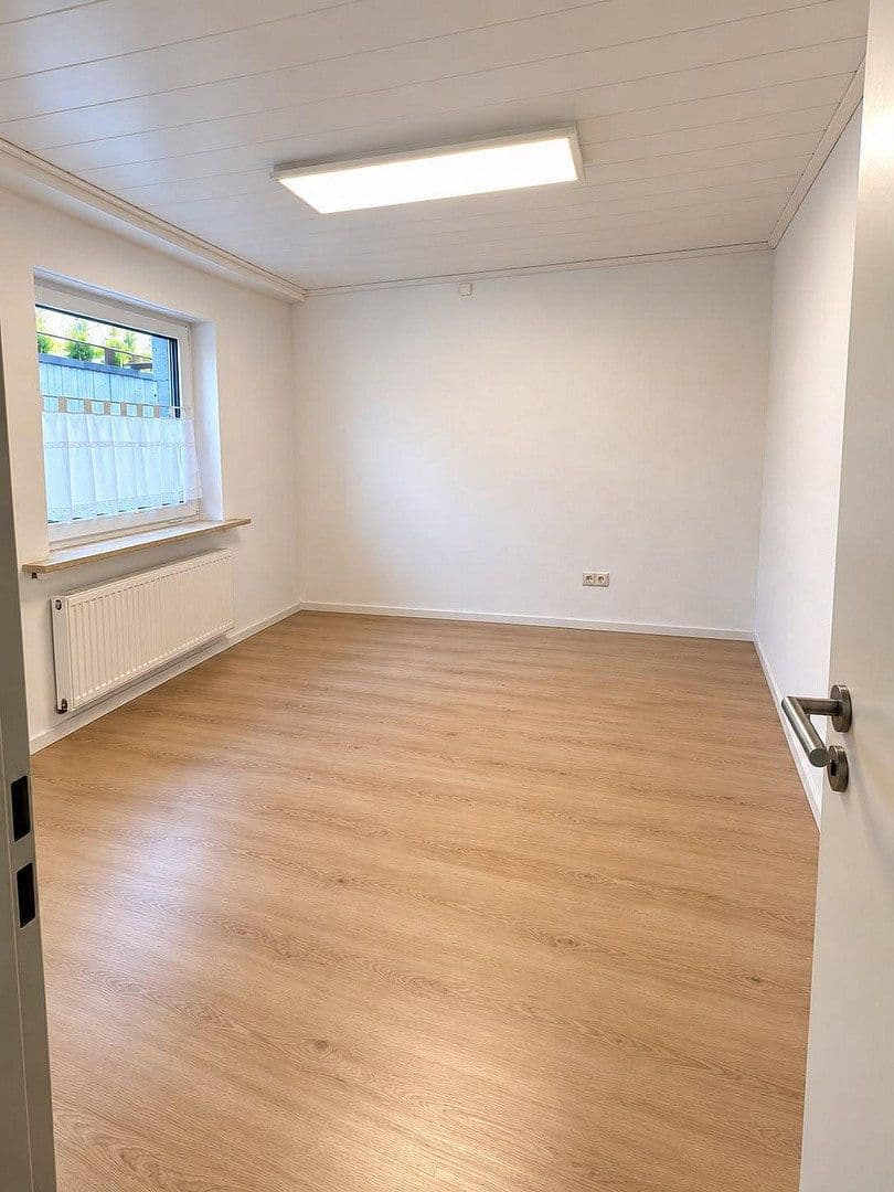 4 bedroom flat to rent, 114 m², Seebachweg 27, Erlangen, Bavaria 4 bedroom flat to rent, 114 m², Seebachweg 27, Erlangen, Bavaria