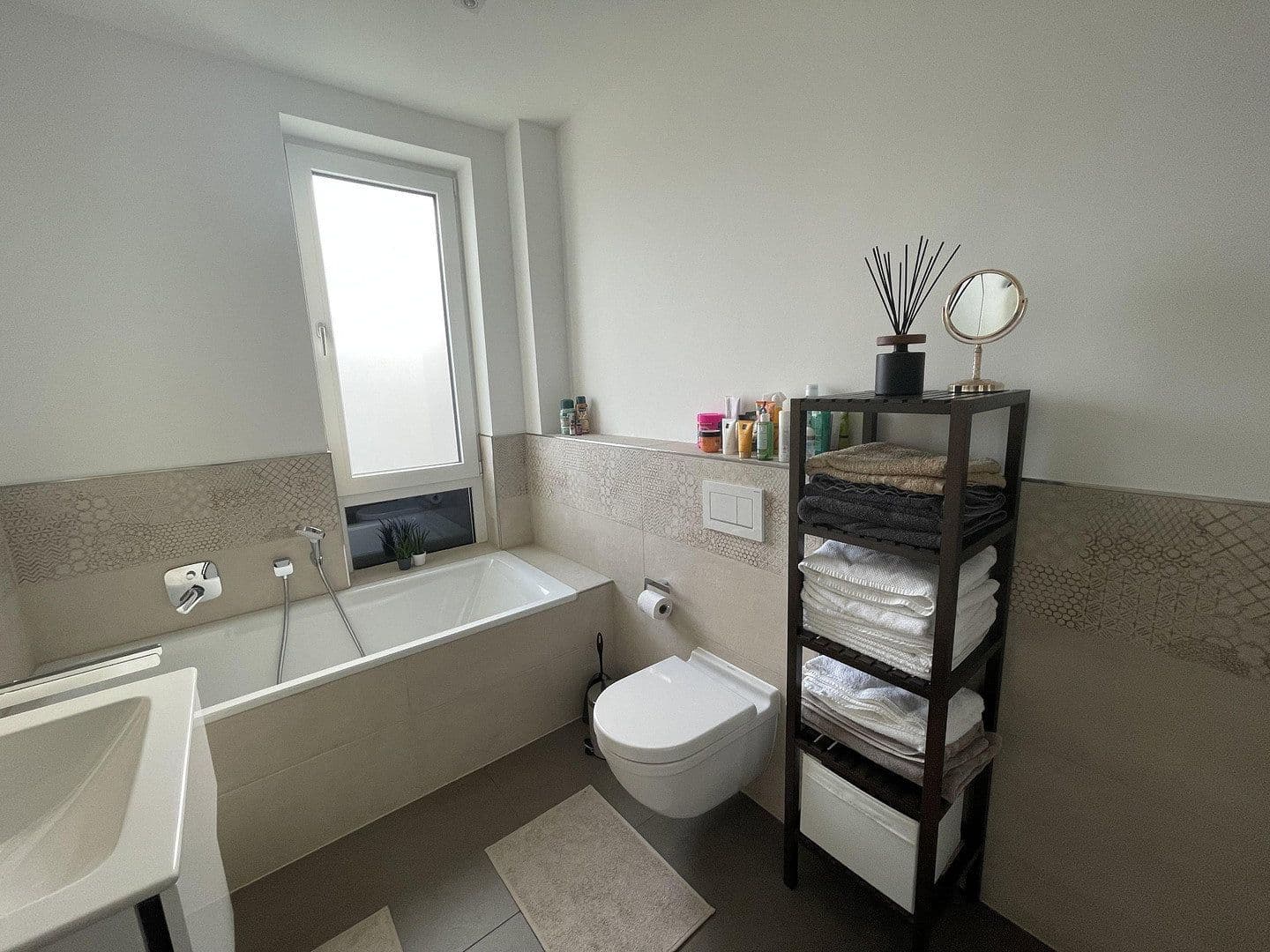 3 bedroom flat to rent, 96 m², Sankt Augustin, North Rhine-Westphalia 3 bedroom flat to rent, 96 m², Sankt Augustin, North Rhine-Westphalia