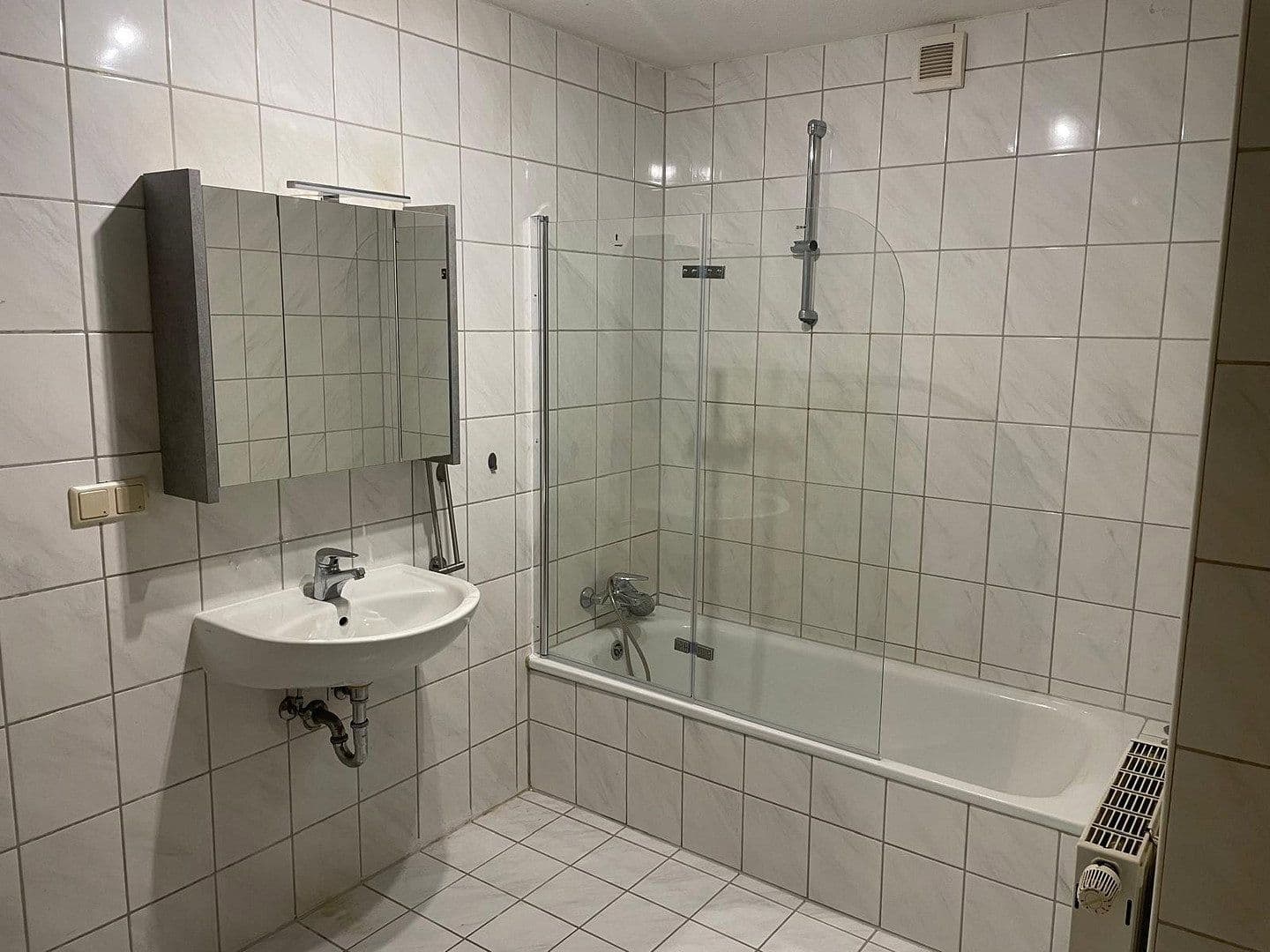 1 bedroom flat to rent, 48 m², Grünstadter Straße 23, Enkenbach-Alsenborn, Rhineland-Palatinate 1 bedroom flat to rent, 48 m², Grünstadter Straße 23, Enkenbach-Alsenborn, Rhineland-Palatinate