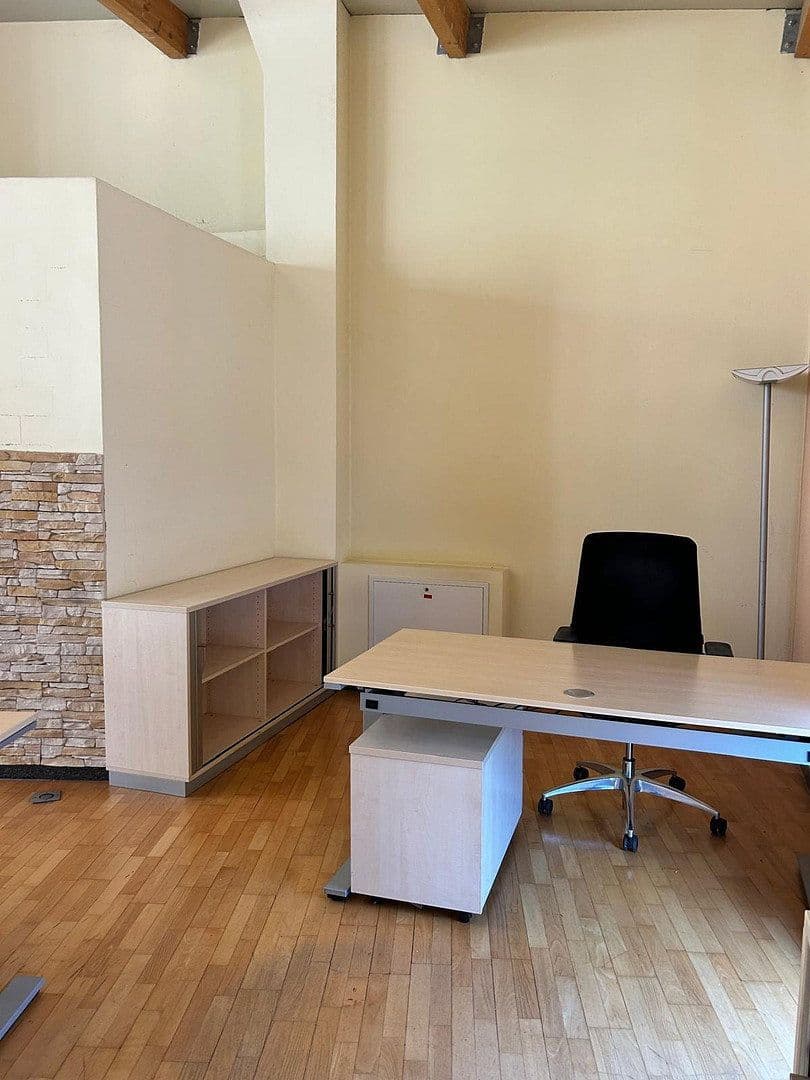 office to rent, 571 m², Jesenwanger Strasse 50, Grafrath, Bavaria office to rent, 571 m², Jesenwanger Strasse 50, Grafrath, Bavaria