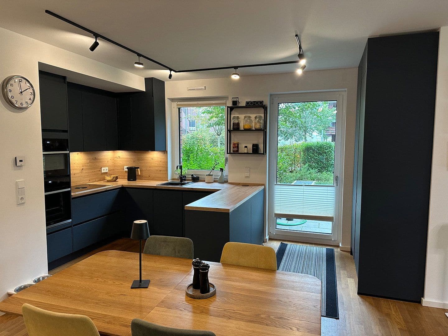 4 bedroom flat for sale, 111 m², Julienne-Trouet-Platz 19, Hanover, Lower Saxony 4 bedroom flat for sale, 111 m², Julienne-Trouet-Platz 19, Hanover, Lower Saxony