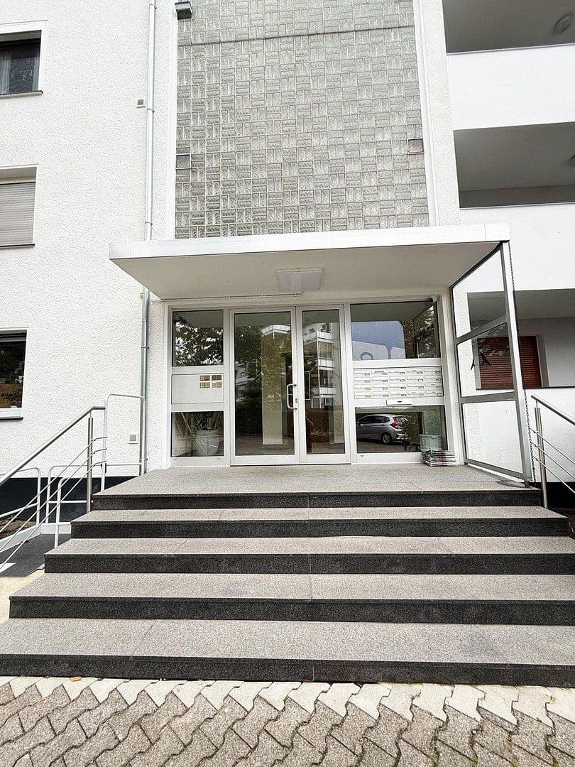 2 bedroom with open-plan kitchen flat to rent, 92 m², Kerckhoffstr 200, Essen, North Rhine-Westphalia 2 bedroom with open-plan kitchen flat to rent, 92 m², Kerckhoffstr 200, Essen, North Rhine-Westphalia