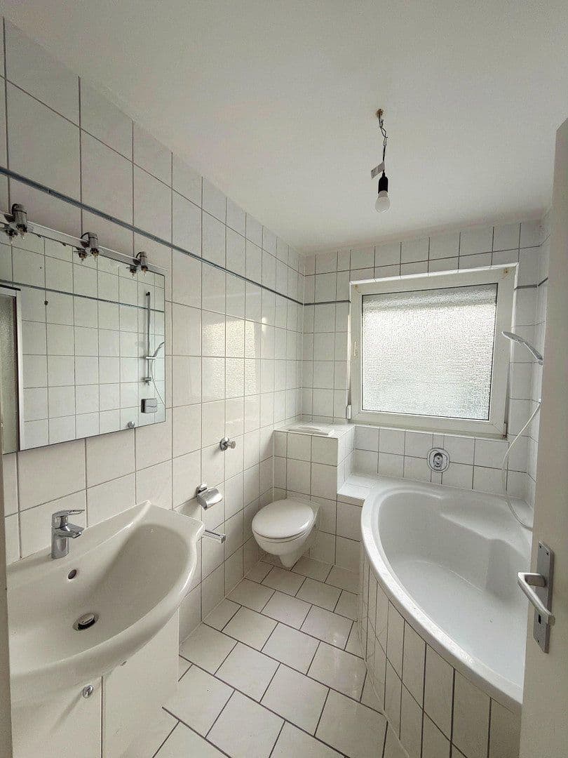 2 bedroom with open-plan kitchen flat to rent, 92 m², Kerckhoffstr 200, Essen, North Rhine-Westphalia 2 bedroom with open-plan kitchen flat to rent, 92 m², Kerckhoffstr 200, Essen, North Rhine-Westphalia