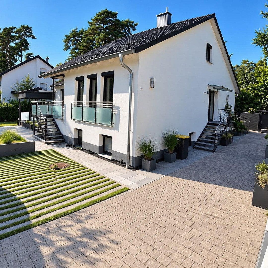 4 bedroom flat to rent, 130 m², Erlangen, Bavaria 4 bedroom flat to rent, 130 m², Erlangen, Bavaria