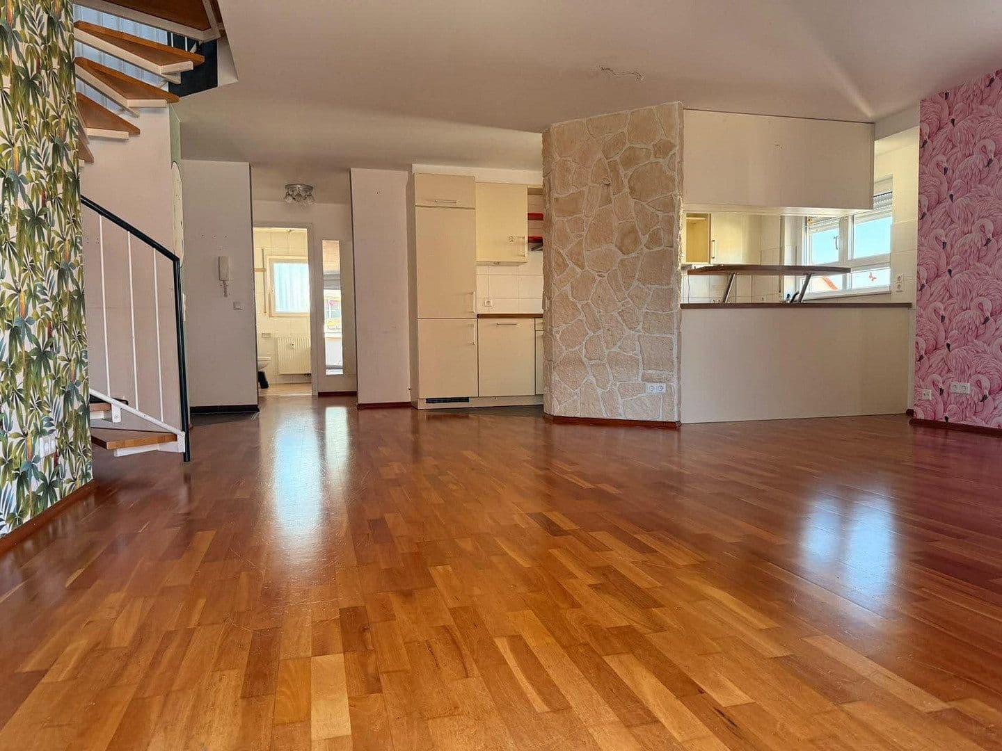3 bedroom with open-plan kitchen flat for sale, 99 m², Freiberg am Neckar, Baden-Württemberg 3 bedroom with open-plan kitchen flat for sale, 99 m², Freiberg am Neckar, Baden-Württemberg