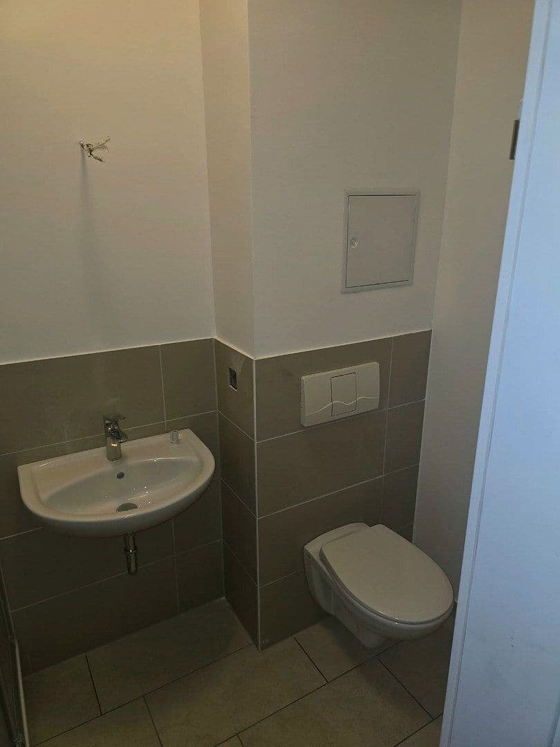2 bedroom flat to rent, 56 m², Alexander-Puschkin-Str. 58, Magdeburg, Saxony-Anhalt 2 bedroom flat to rent, 56 m², Alexander-Puschkin-Str. 58, Magdeburg, Saxony-Anhalt