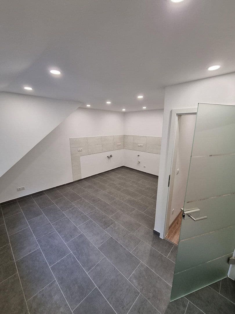 4 bedroom flat to rent, 98 m², Neuwied, Rhineland-Palatinate 4 bedroom flat to rent, 98 m², Neuwied, Rhineland-Palatinate