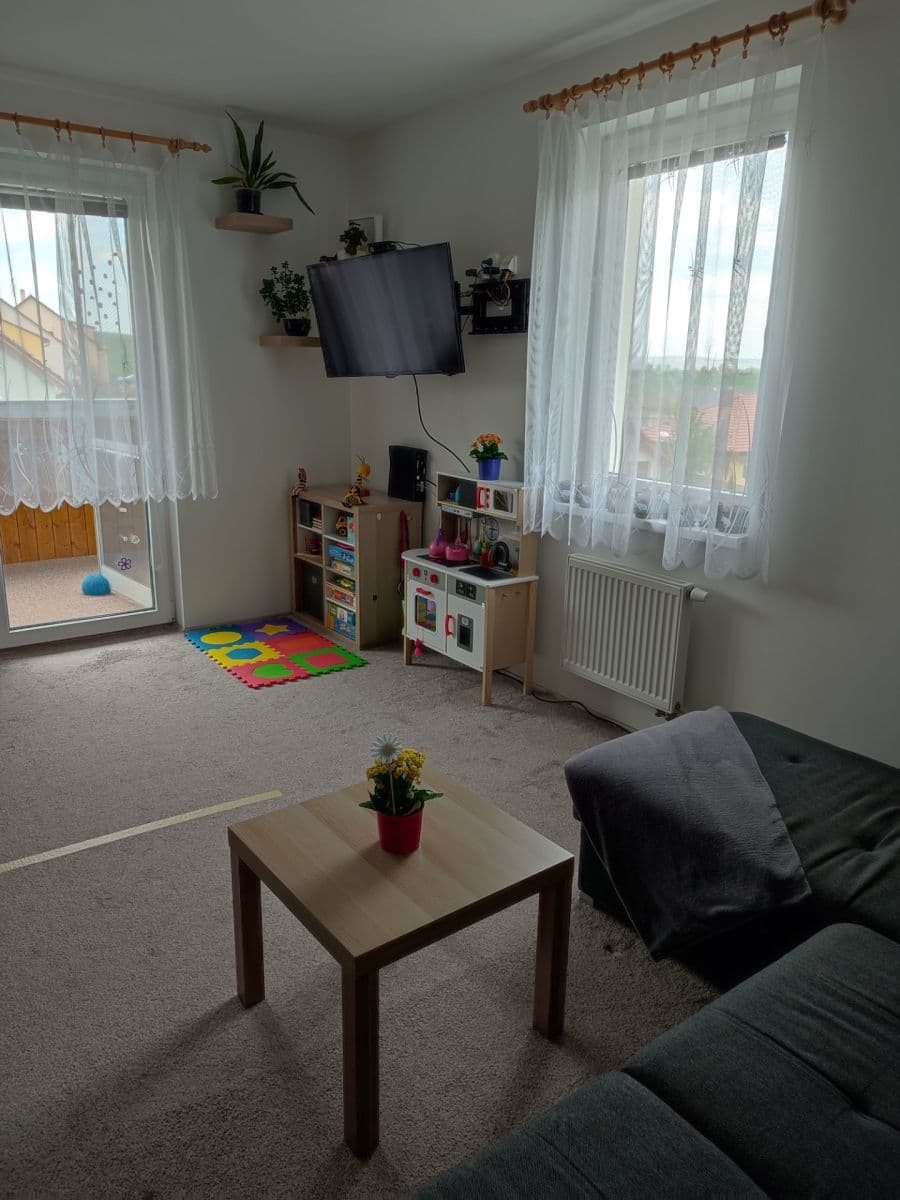 2 bedroom with open-plan kitchen flat to rent, 75 m², Gen. Peřiny, Hustopeče, Jihomoravský Region 2 bedroom with open-plan kitchen flat to rent, 75 m², Gen. Peřiny, Hustopeče, Jihomoravský Region