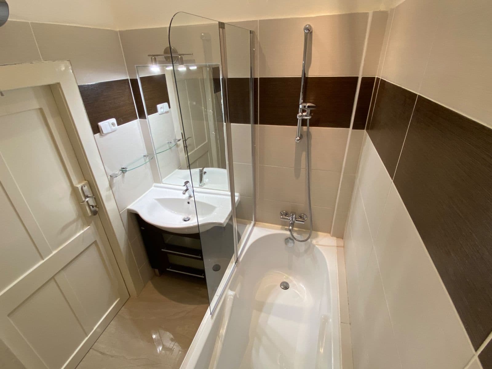 1 bedroom with open-plan kitchen flat to rent, 55 m², Kafkova, Prague, Prague 1 bedroom with open-plan kitchen flat to rent, 55 m², Kafkova, Prague, Prague