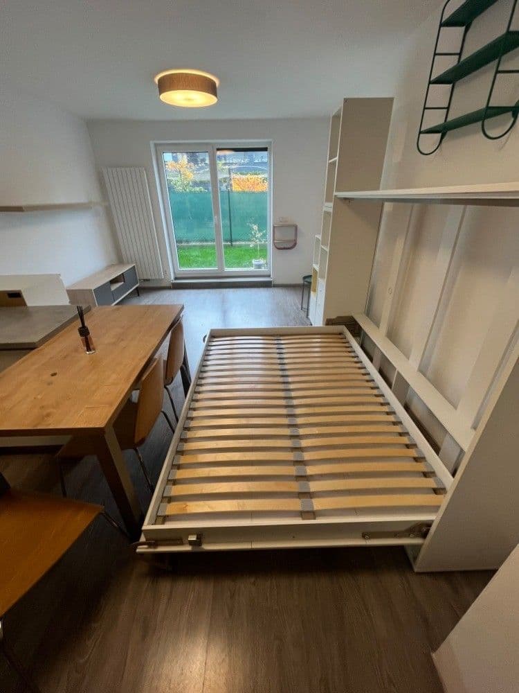 Studio flat to rent, 31 m², Za černým mostem, Prague, Prague Studio flat to rent, 31 m², Za černým mostem, Prague, Prague