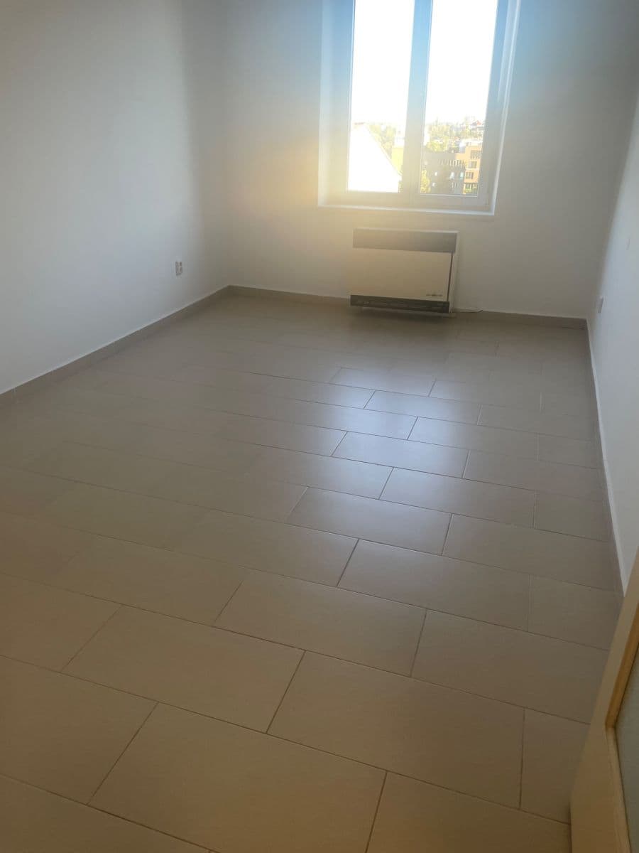 2 bedroom flat to rent, 50 m², 28. pluku, Prague, Prague 2 bedroom flat to rent, 50 m², 28. pluku, Prague, Prague