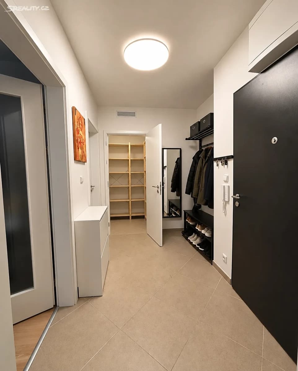 1 bedroom with open-plan kitchen flat for sale, 54 m², Huppnerova, Prague, Prague 1 bedroom with open-plan kitchen flat for sale, 54 m², Huppnerova, Prague, Prague