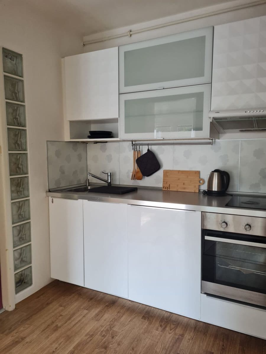 flat to rent, 35 m², Vrchlického, Prague, Prague flat to rent, 35 m², Vrchlického, Prague, Prague