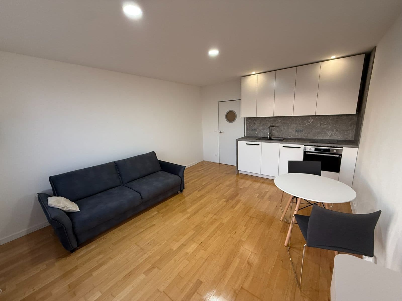 Studio flat to rent, 27 m², Bučkova, Brno, Jihomoravský Region Studio flat to rent, 27 m², Bučkova, Brno, Jihomoravský Region