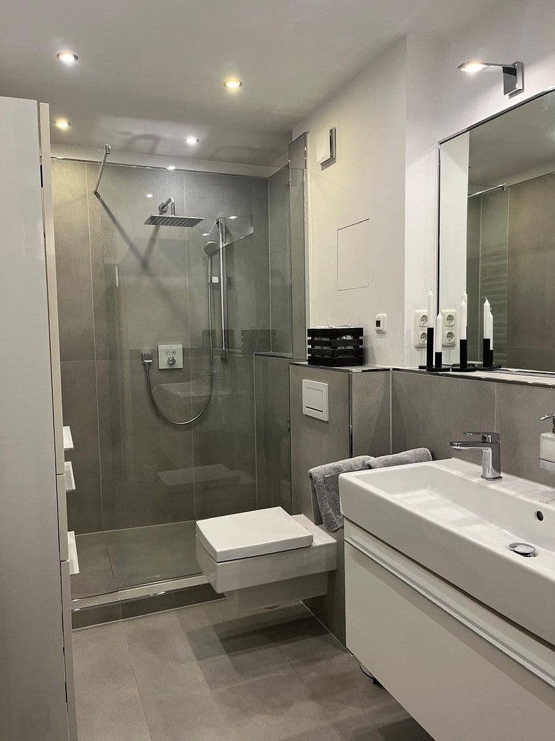 3 bedroom with open-plan kitchen flat for sale, 141 m², Essen, North Rhine-Westphalia 3 bedroom with open-plan kitchen flat for sale, 141 m², Essen, North Rhine-Westphalia