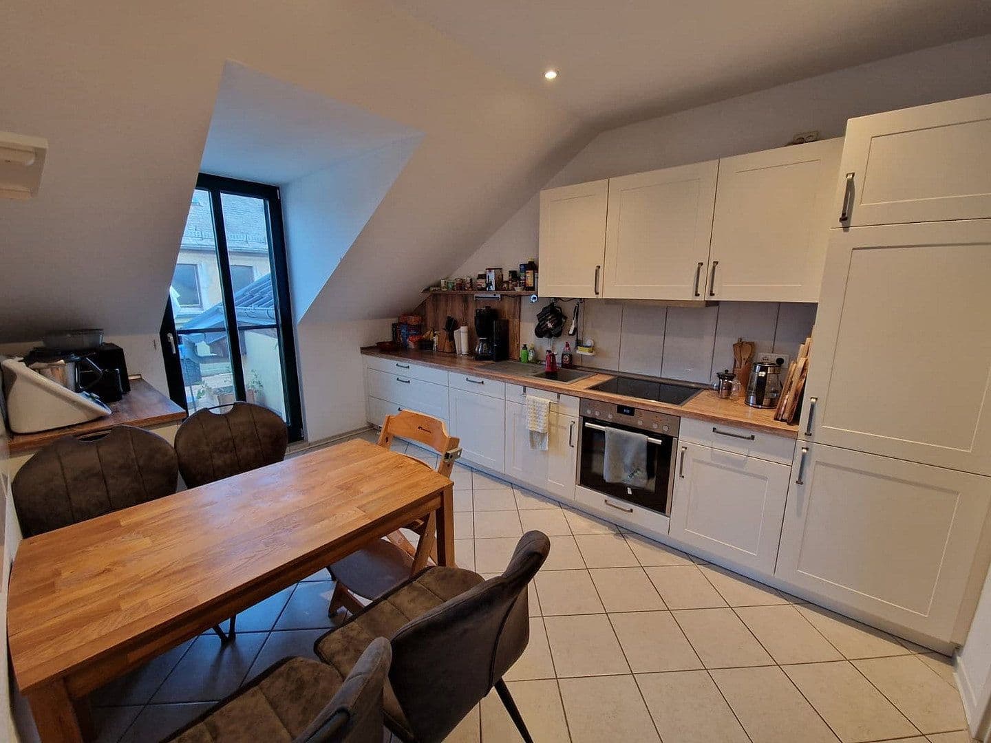 4 bedroom flat for sale, 100 m², Martin-Luther-Str. 5, Altenburg, Thuringia 4 bedroom flat for sale, 100 m², Martin-Luther-Str. 5, Altenburg, Thuringia