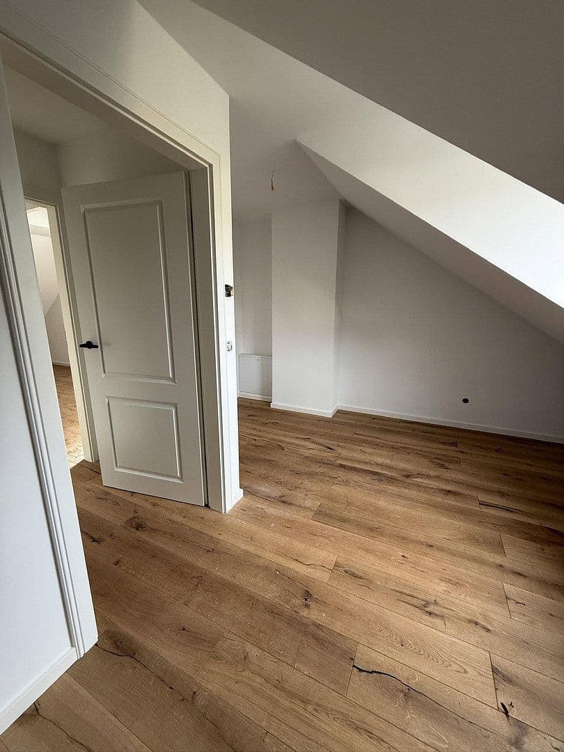 house to rent, 121 m², Stuttgart, Baden-Württemberg house to rent, 121 m², Stuttgart, Baden-Württemberg