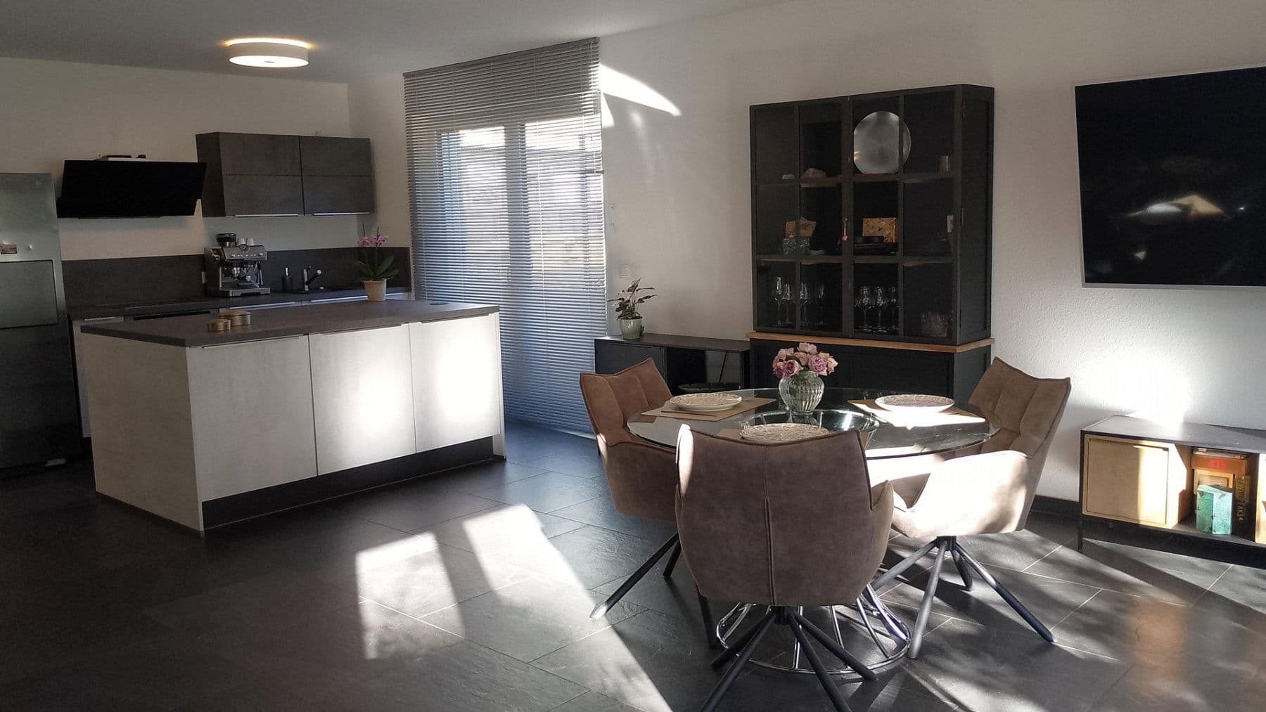 2 bedroom with open-plan kitchen flat for sale, 88 m², Koblenz, Rhineland-Palatinate 2 bedroom with open-plan kitchen flat for sale, 88 m², Koblenz, Rhineland-Palatinate